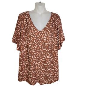 Ingrid & Isabel Maternity Top Large Short Sleeve Animal Print Woven Brown V Neck